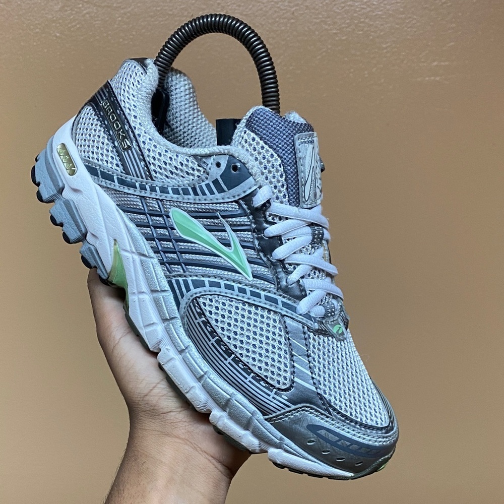 Vintage Brooks Ariel 11 Women’s Running Sneakers “Gray Mint Green White” Sz 6.5 - Picture 6 of 17